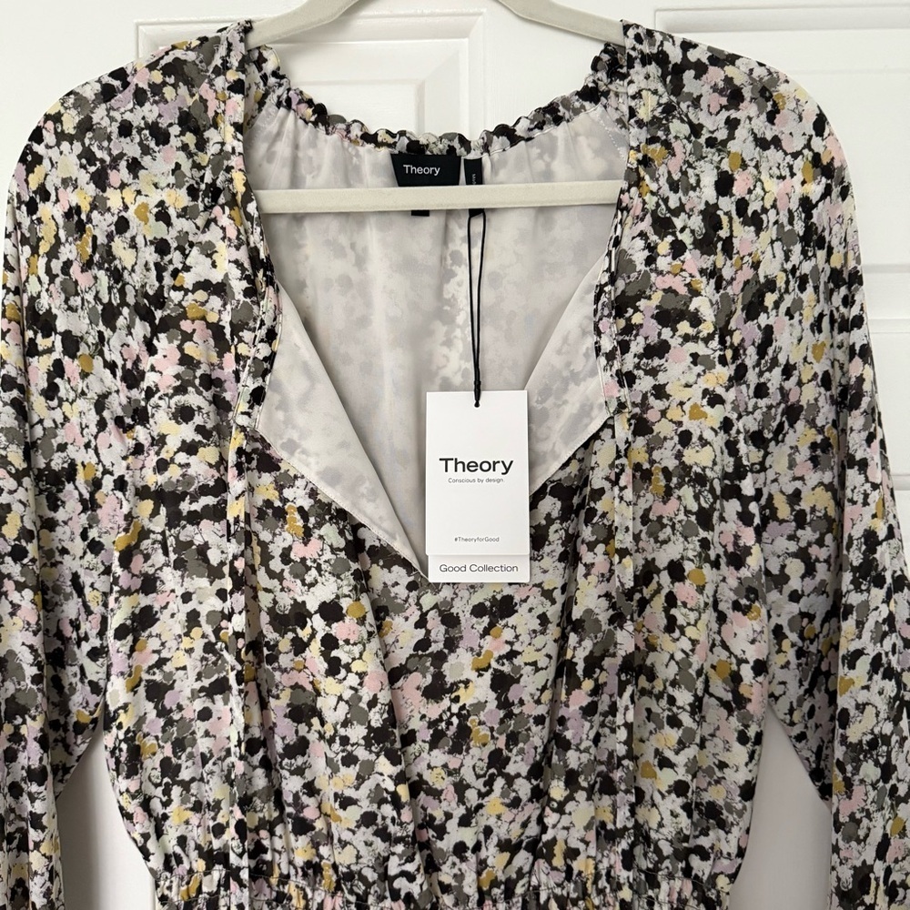 THEORY Gathered Shirt Dress in Floral Silk Crepe, Size Large - Picture 3 of 9